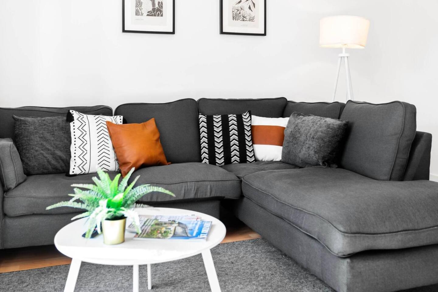 City Centre - Two Bedroom Apartment - Juliet Balcony - Secure Parking - Wifi - Smart Tv - Top Rated -33S Birmingham Exteriör bild